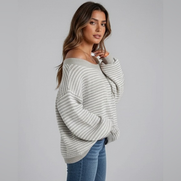 Striped Pattern Off Shoulder Lantern Sleeve Sweater - Picture 3 of 6
